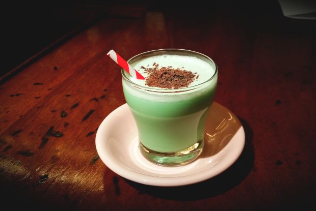 The Long Island Bar